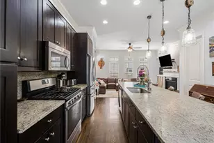 299 Green Street NW, Marietta, GA 30060 - Photo 9
