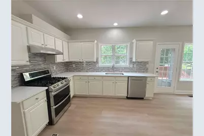 1718 Hampton Chase Circle, Lawrenceville, GA 30043 - Photo 25
