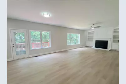 1718 Hampton Chase Circle, Lawrenceville, GA 30043 - Photo 17