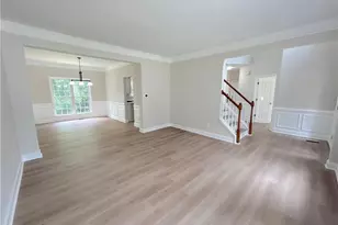1718 Hampton Chase Cir, Lawrenceville, GA 30043 - Photo 7