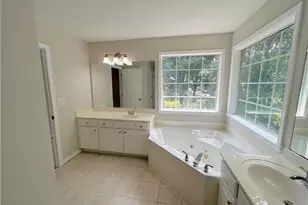 1718 Hampton Chase Cir, Lawrenceville, GA 30043 - Photo 51