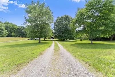 5590 Howard Road, Cumming, GA 30040 - Photo 9