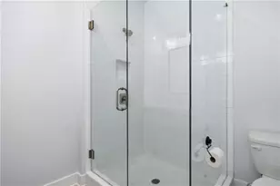 4471 Dandelion Ln, Atlanta, GA 30342 - Photo 17