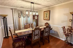 1110 Meadow Walk Ave, Lawrenceville, GA 30044 - Photo 9