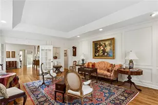 3685 Peachtree Rd NE, Atlanta, GA 30319 - Photo 15