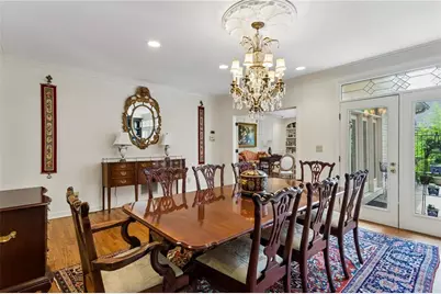 3685 Peachtree Road NE #16, Atlanta, GA 30319 - Photo 11
