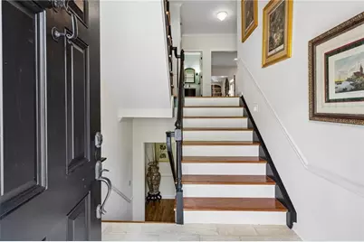 3685 Peachtree Road NE #16, Atlanta, GA 30319 - Photo 5