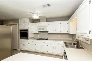 106 Pat Mell Dr, Peachtree City, GA 30269 - Photo 9