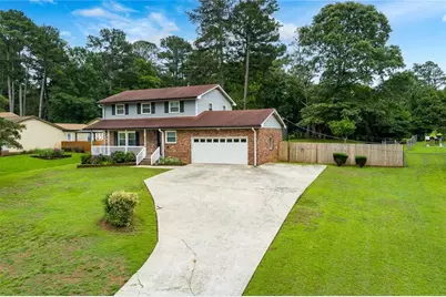 2151 Lisbon Lane, Jonesboro, GA 30236 - Photo 5