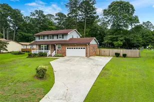 2151 Lisbon Ln, Jonesboro, GA 30236 - Photo 5