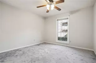 6851 Roswell Rd, Sandy Springs, GA 30328 - Photo 21