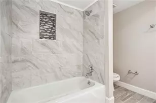 6851 Roswell Rd, Sandy Springs, GA 30328 - Photo 17