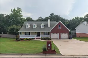 5485 Twin Oak Dr, Douglasville, GA 30135 - Photo 1