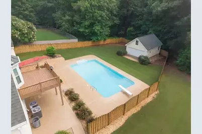 5485 Twin Oak Dr, Douglasville, GA 30135 - Photo 3