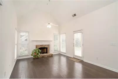 1233 Parkview Lane NW, Kennesaw, GA 30152 - Photo 5