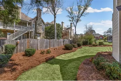 1233 Parkview Lane NW, Kennesaw, GA 30152 - Photo 11
