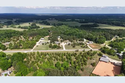 1 Parker Drive, Statham, GA 30666 - Photo 9
