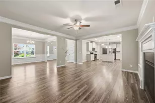 212 Woodford Dr, Canton, GA 30115 - Photo 13