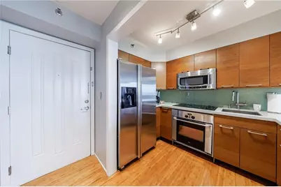 2870 Pharr Court South NW #2709, Atlanta, GA 30305 - Photo 5