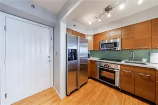 2870 Pharr Ct South NW, Atlanta, GA 30305 - Photo 5