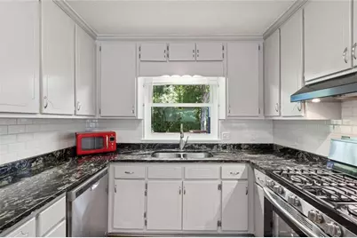 3296 Betty Circle, Decatur, GA 30032 - Photo 21