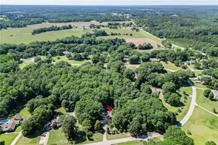 2720 Bay Ridge Dr, Loganville, GA 30052 - Photo 49