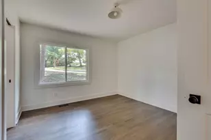 2574 Woodwardia Rd NE, Atlanta, GA 30345 - Photo 29