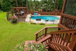 121 Meadow Creek Cir, Bremen, GA 30110 - Photo 9