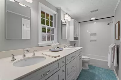 1052 Evelyn Lane SW, Lilburn, GA 30047 - Photo 23