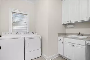 1110 University Dr NE, Atlanta, GA 30306 - Photo 25