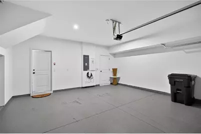 1445 Creekside Circle, Atlanta, GA 30318 - Photo 33