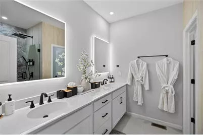 1445 Creekside Circle, Atlanta, GA 30318 - Photo 23