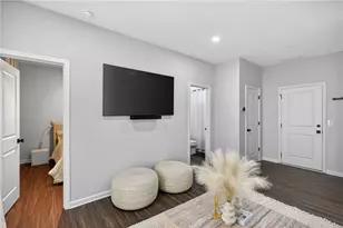 1445 Creekside Circle, Atlanta, GA 30318 - Photo 29