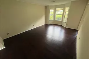 5220 Round Table Dr, Ellenwood, GA 30294 - Photo 5