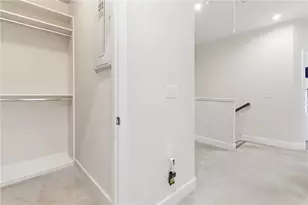 1049 Caruso Dr, Buford, GA 30518 - Photo 21