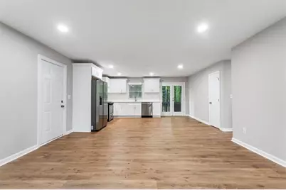 4010 Kennesaw Drive NW, Kennesaw, GA 30152 - Photo 9