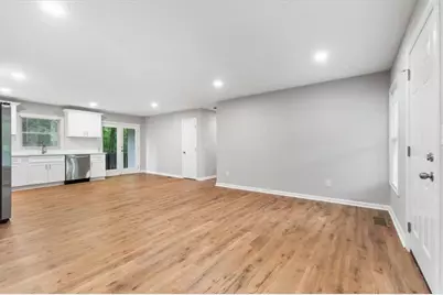 4010 Kennesaw Drive NW, Kennesaw, GA 30152 - Photo 7