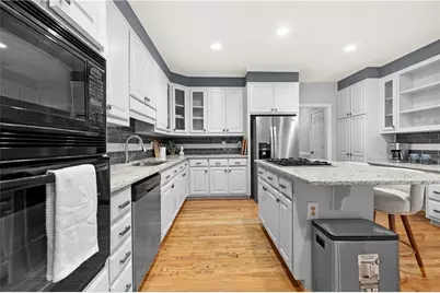 1696 Harts Run, Atlanta, GA 30341 - Photo 19