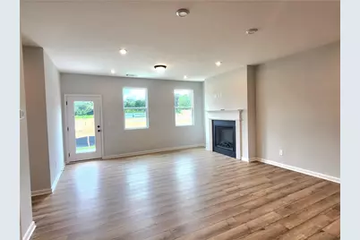 848 Leraes Way, Loganville, GA 30052 - Photo 5
