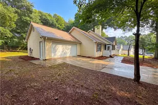 160 Regency Dr, Bethlehem, GA 30620 - Photo 3