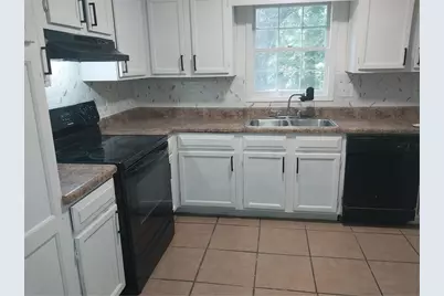 15 Lakeview Lane, Stockbridge, GA 30281 - Photo 3