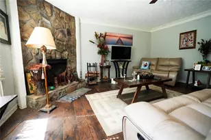 8265 Park Ridge Dr, Riverdale, GA 30274 - Photo 3