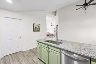 7065 Valley Landing Ct, Cumming, GA 30041 - Photo 17