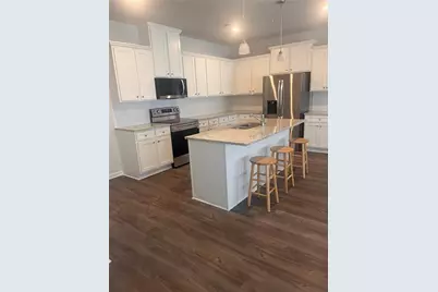 398 Lanier Circle, Woodstock, GA 30189 - Photo 3