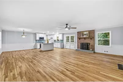 2042 Lake Lucerne Drive SW, Lilburn, GA 30047 - Photo 7