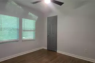 2410 Macon Dr SW, Atlanta, GA 30315 - Photo 17