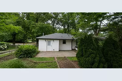 2410 Macon Drive SW, Atlanta, GA 30315 - Photo 3