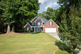 385 Glynnshire Ct, Covington, GA 30016 - Photo 3