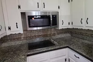 1892 Starlight Dr, Marietta, GA 30062 - Photo 9