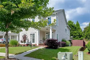 3680 Lake Pass Ln, Suwanee, GA 30024 - Photo 3